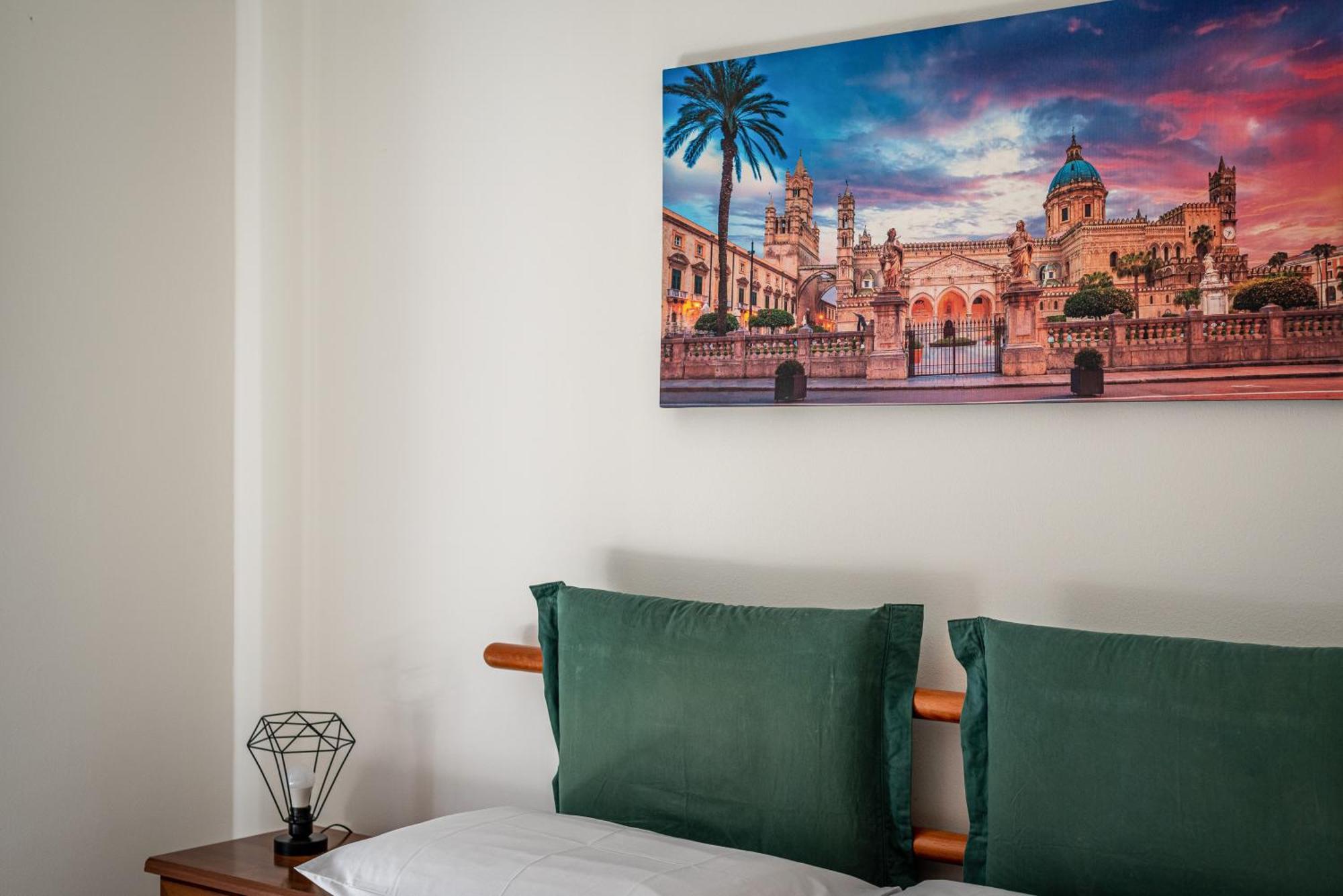 I Mori-Holiday Apartment ปาแลร์โม ภายนอก รูปภาพ