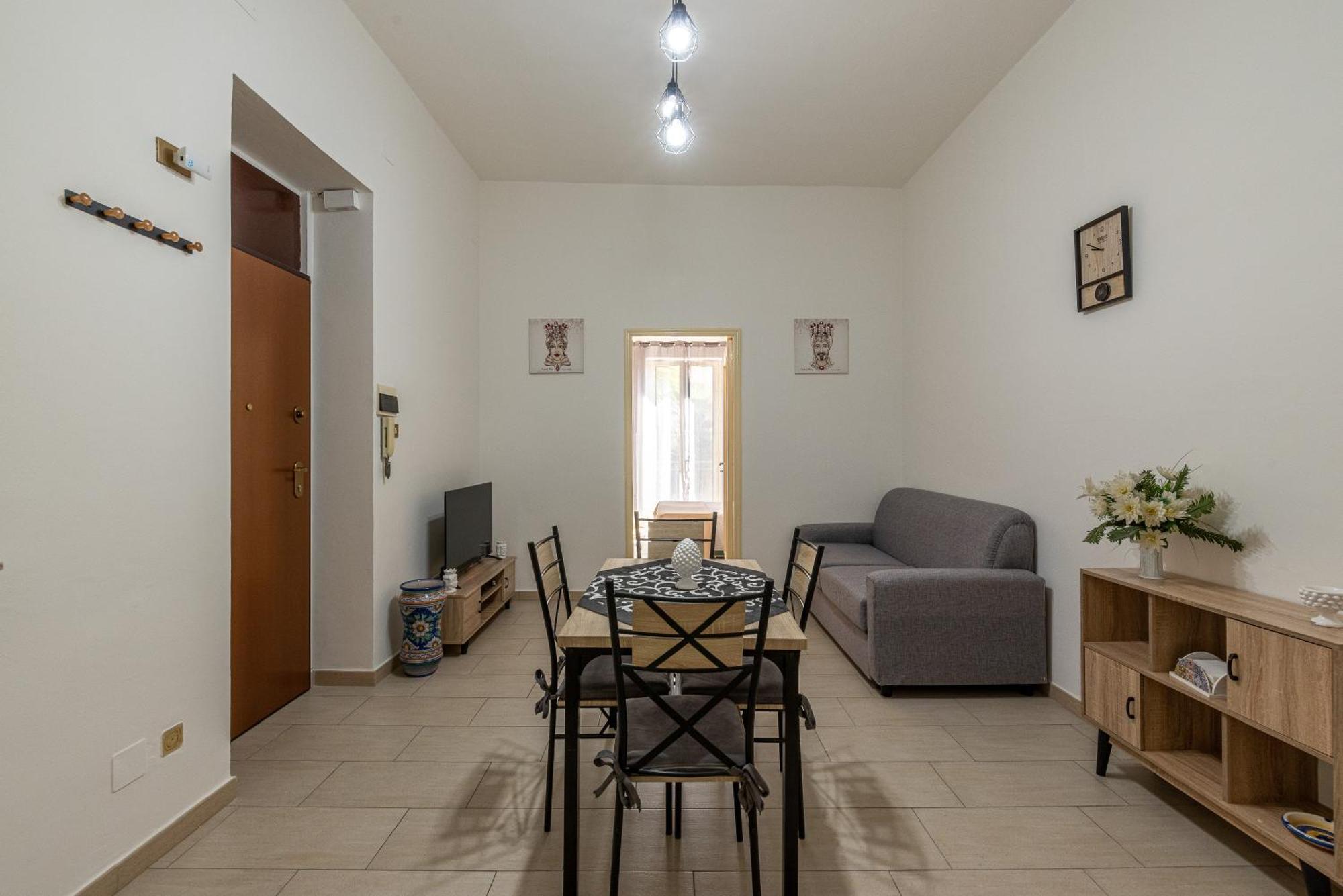 I Mori-Holiday Apartment ปาแลร์โม ภายนอก รูปภาพ